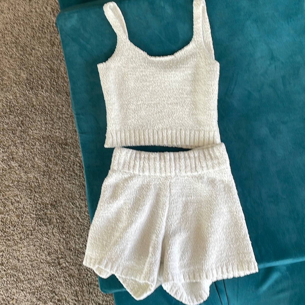 SKIMS set